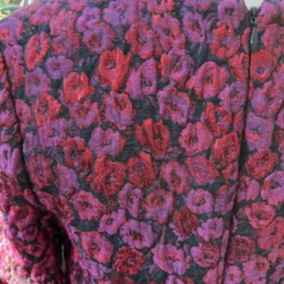 Nicole Miller Collection Size M Red, Purple and Black, Threads shimmer - Picture 4 of 8
